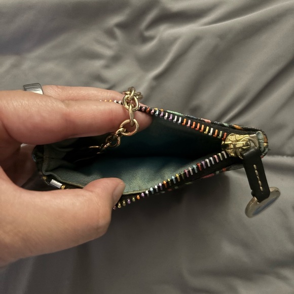 Like New Dooney & Bourke Colorful Leather Coin Purse/Mini Zip Wallet - Picture 3 of 3